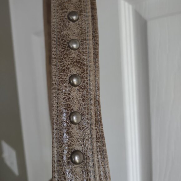 Gorgeous studded leather crossbody purse - moto - western - saddlebag style NEW - Picture 10 of 11